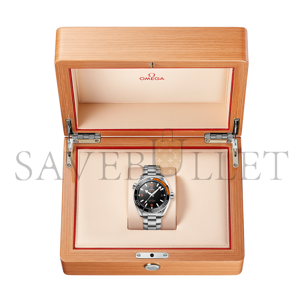 Om**a seamaster planet ocean 600m watch 215.30.44.21.01.002